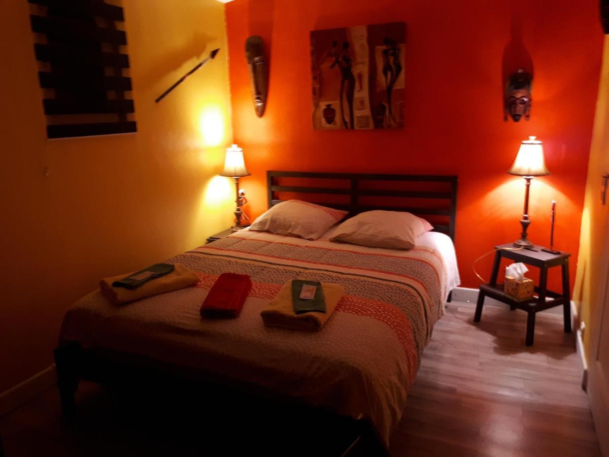 Chez Patricia & Denis Bed & Breakfast Flassans-sur-Issole Bagian luar foto
